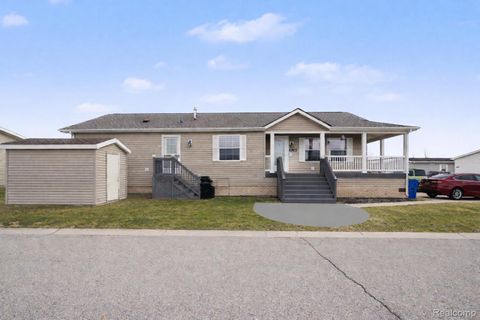 6244 Leigh Court Fenton City MI 48430