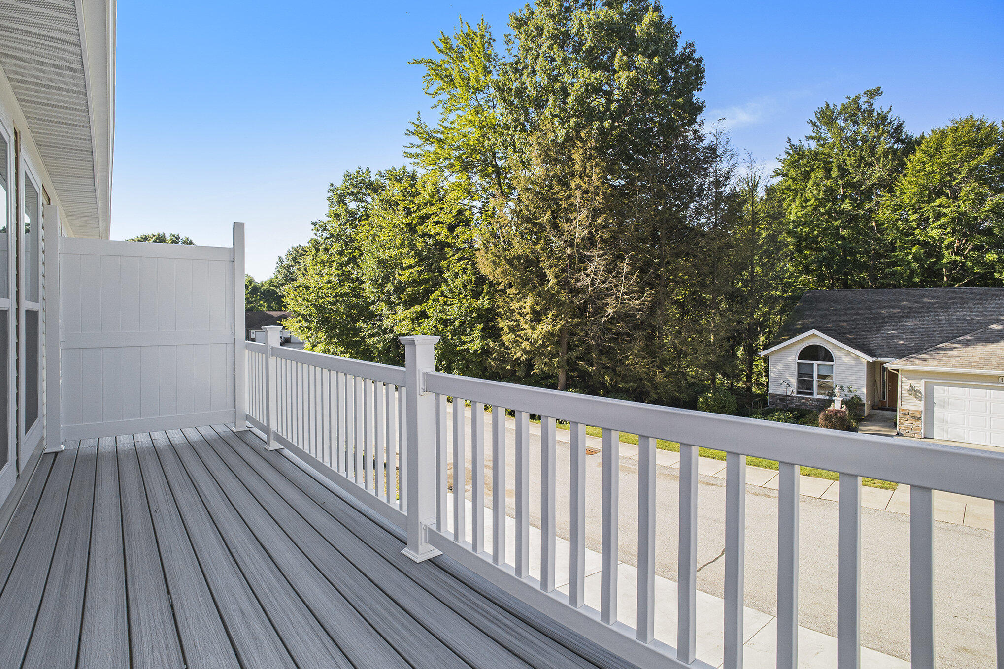 17539 Beechwood Lane