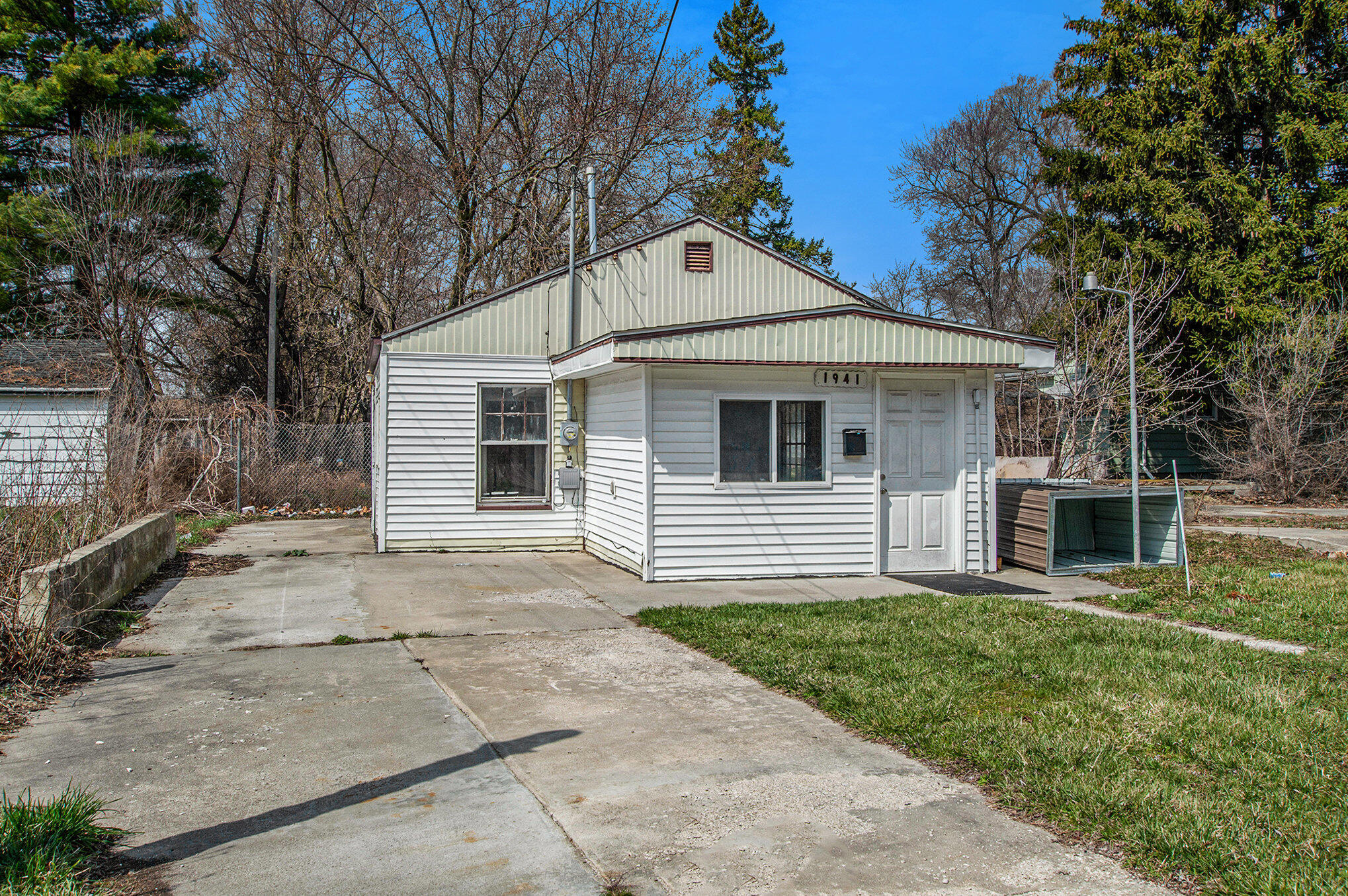 1941 Walcott Street