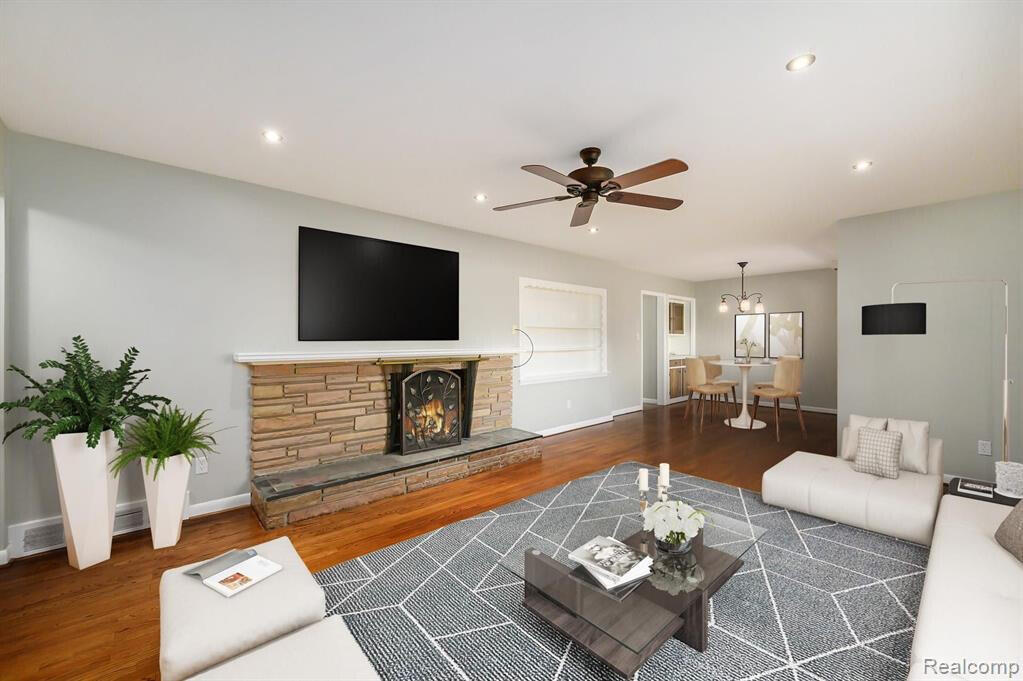24447 Bloomington Court