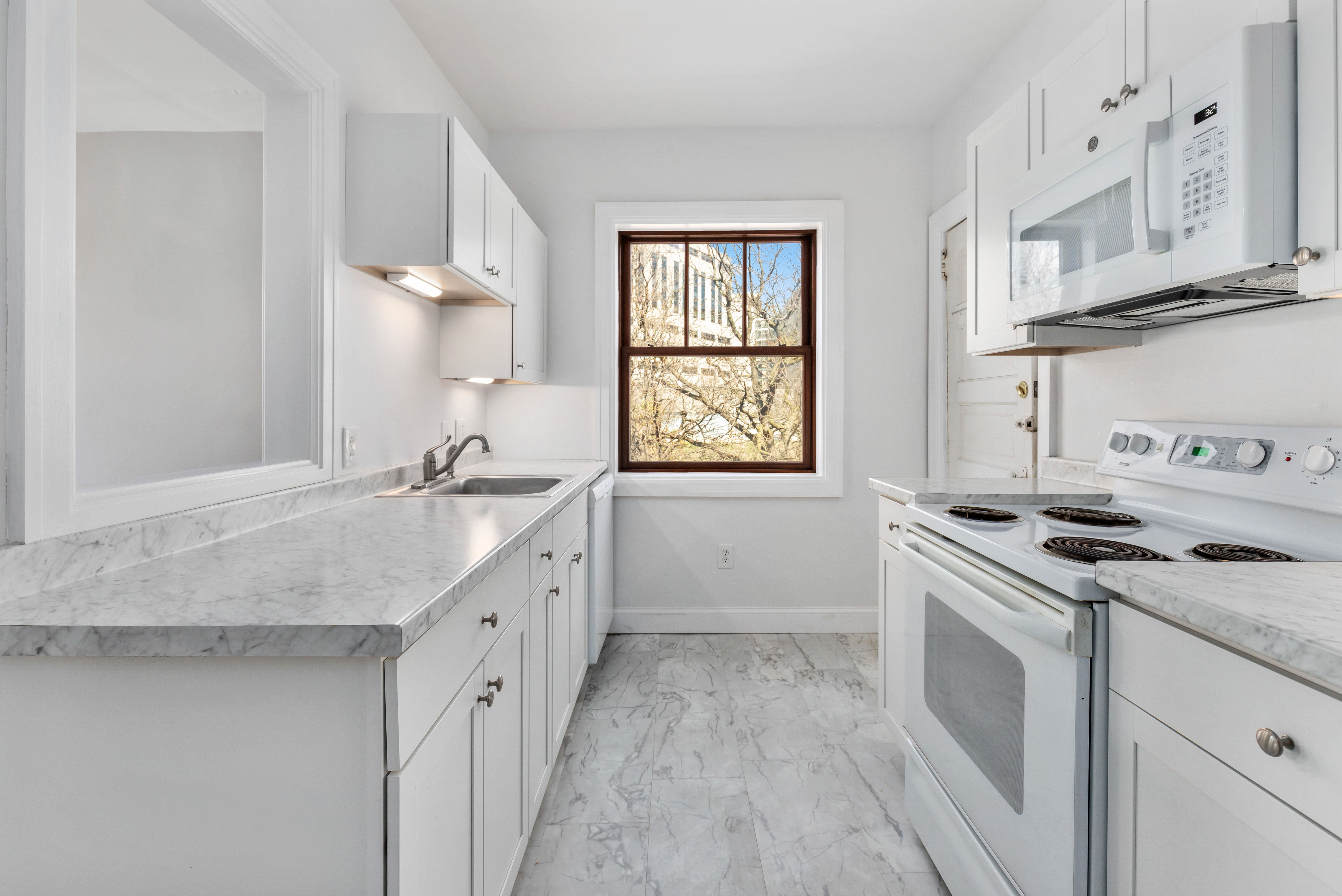 DetroitCity_Wayne, Michigan 48226, United States, 2 Bedrooms Bedrooms, ,1 BathroomBathrooms,Residential,Active,103901