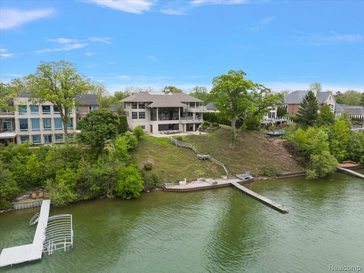 3468 PINE ESTATES Drive