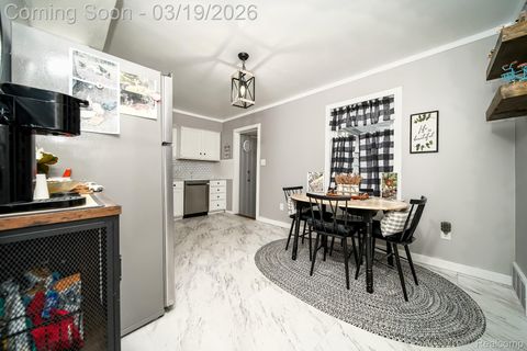 Tiny photo for 14576 Bainbridge Street, Livonia City, MI 48154 (MLS # 20261017000)