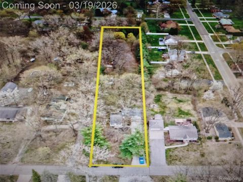 Tiny photo for 14576 Bainbridge Street, Livonia City, MI 48154 (MLS # 20261017000)