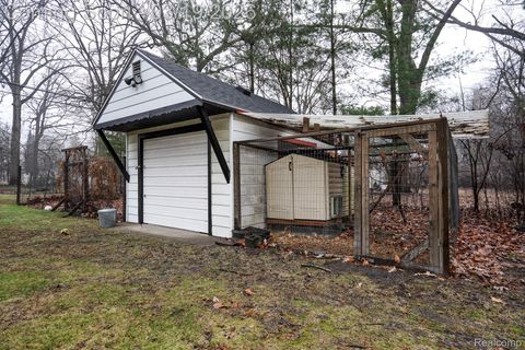 Tiny photo for 14576 Bainbridge Street, Livonia City, MI 48154 (MLS # 20261017000)