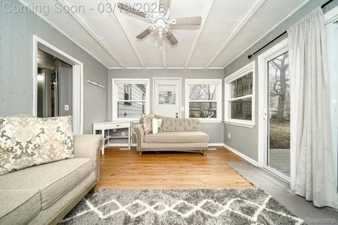 Tiny photo for 14576 Bainbridge Street, Livonia City, MI 48154 (MLS # 20261017000)