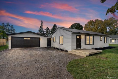 1445 N Seymour Road Clayton Charter Township MI 48433