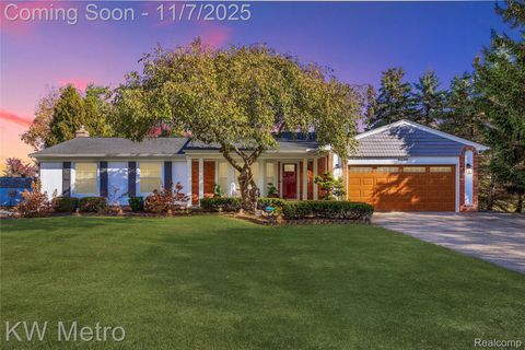 5338 Berwyck Drive Troy City MI 48085