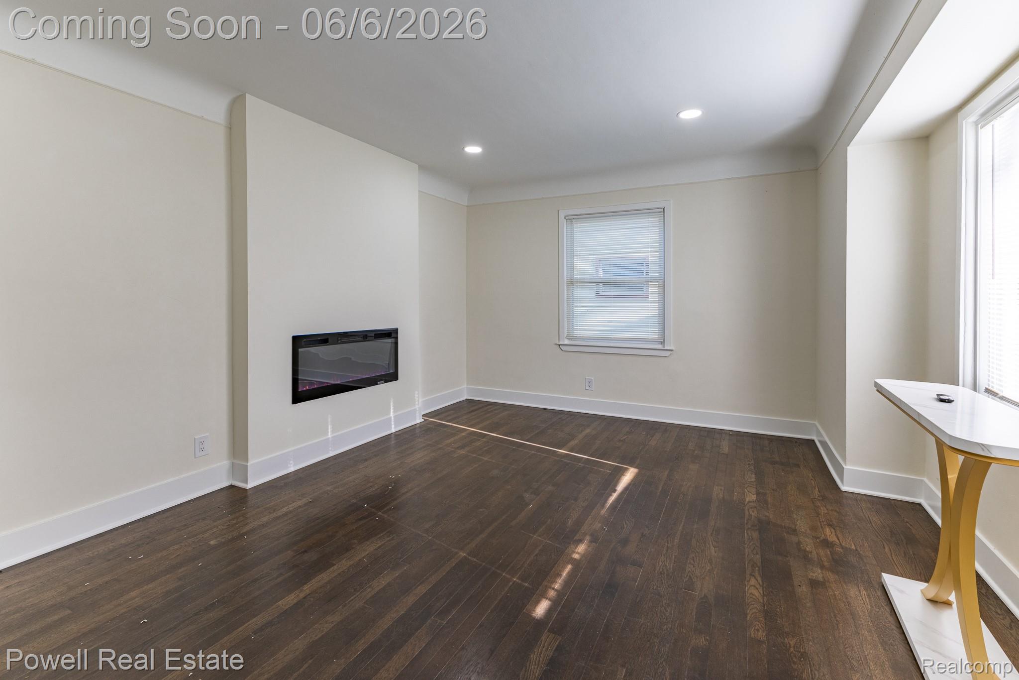 25246 Hayes Road
