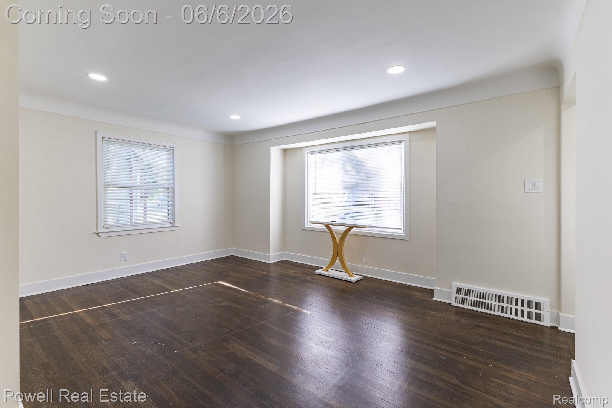 25246 Hayes Road