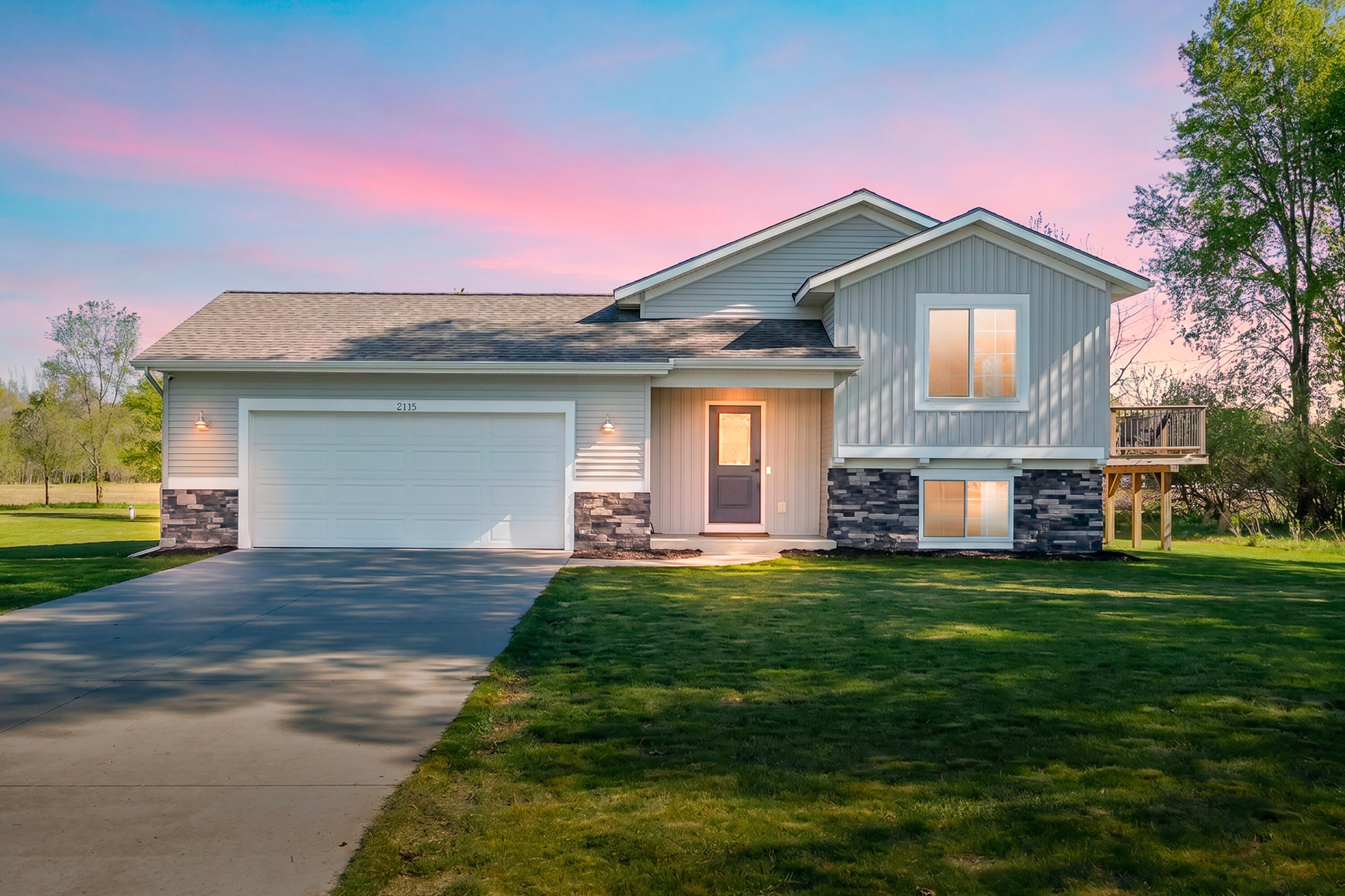 2115 Westfield Lane