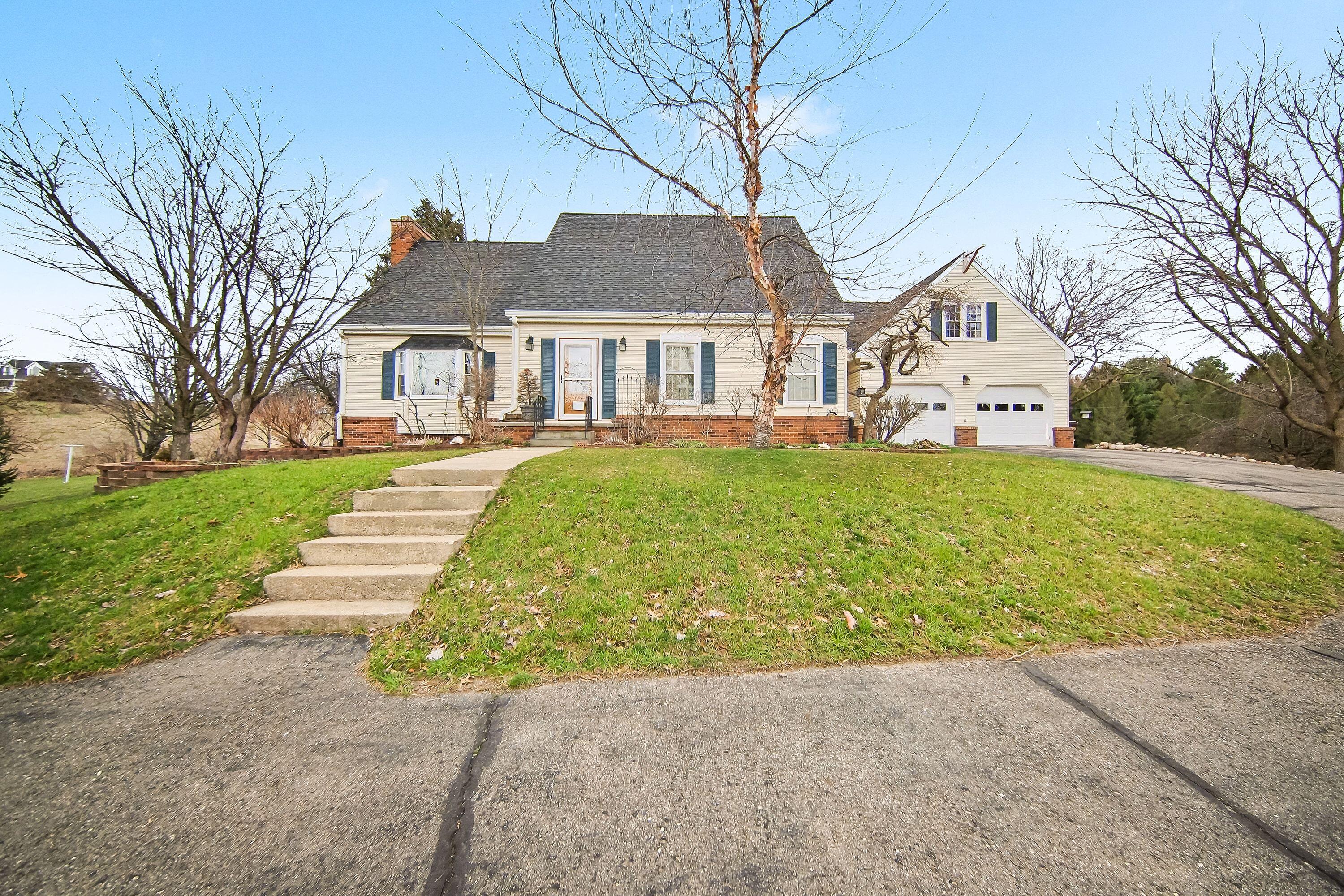 19840 Queens Court