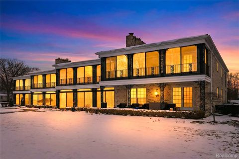 24356 E RIVER RD UNIT 14 14 Grosse Ile Township MI 48138