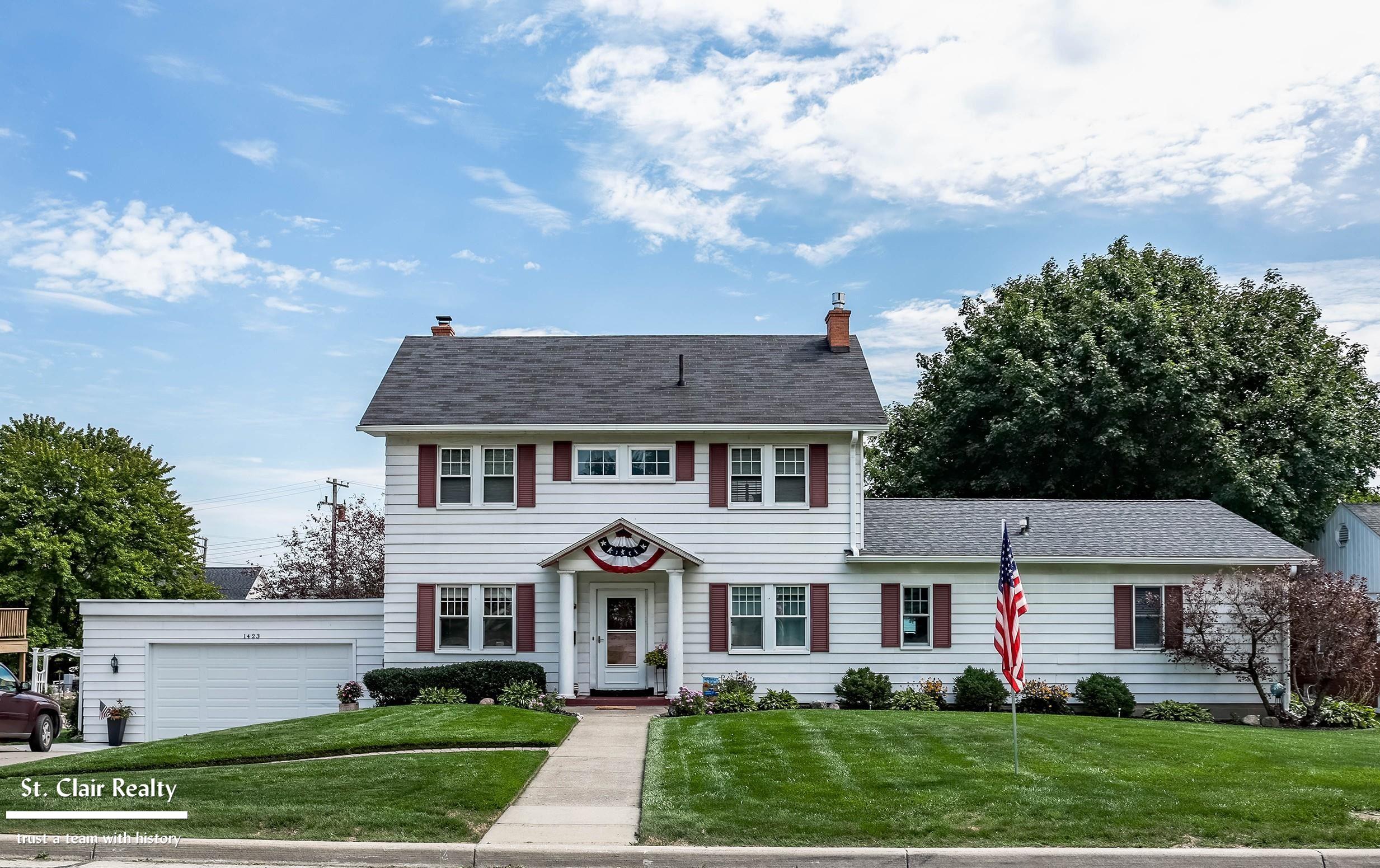 1423 S Riverside Avenue