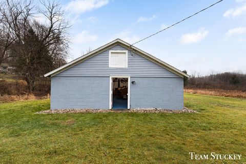 listing image 44