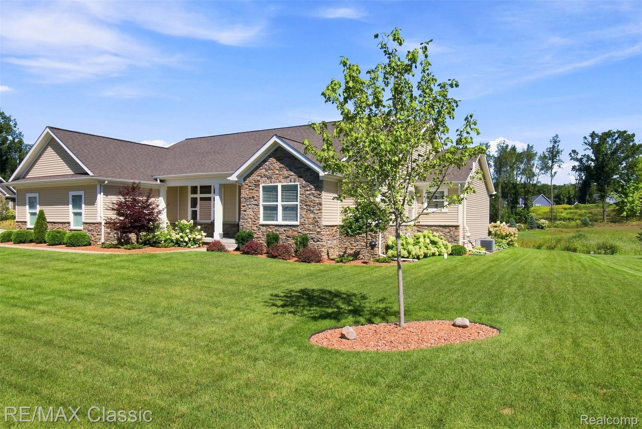1247 Timberleaf Drive