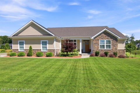 Photo for 1247 Timberleaf Drive