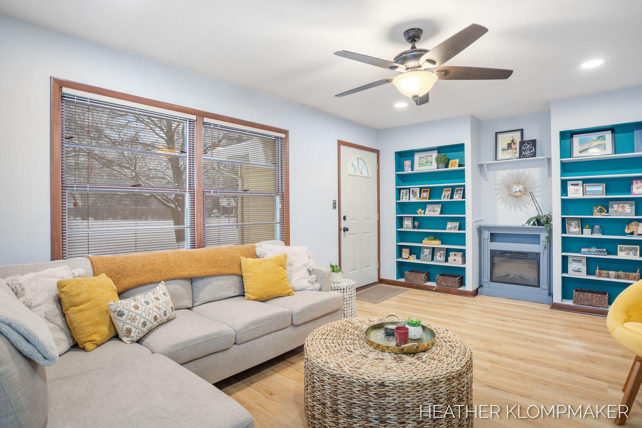 1647 W Lakewood Boulevard