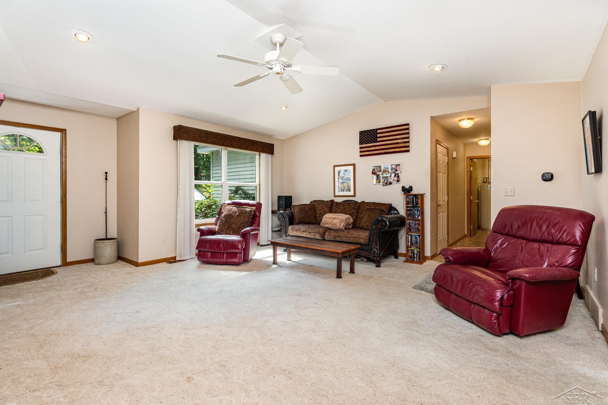 Lyon Township, Michigan 48653, United States, 3 Bedrooms Bedrooms, ,2 BathroomsBathrooms,Residential,Active,199474