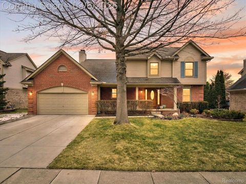 18464 Glengarry Drive Livonia City MI 48152