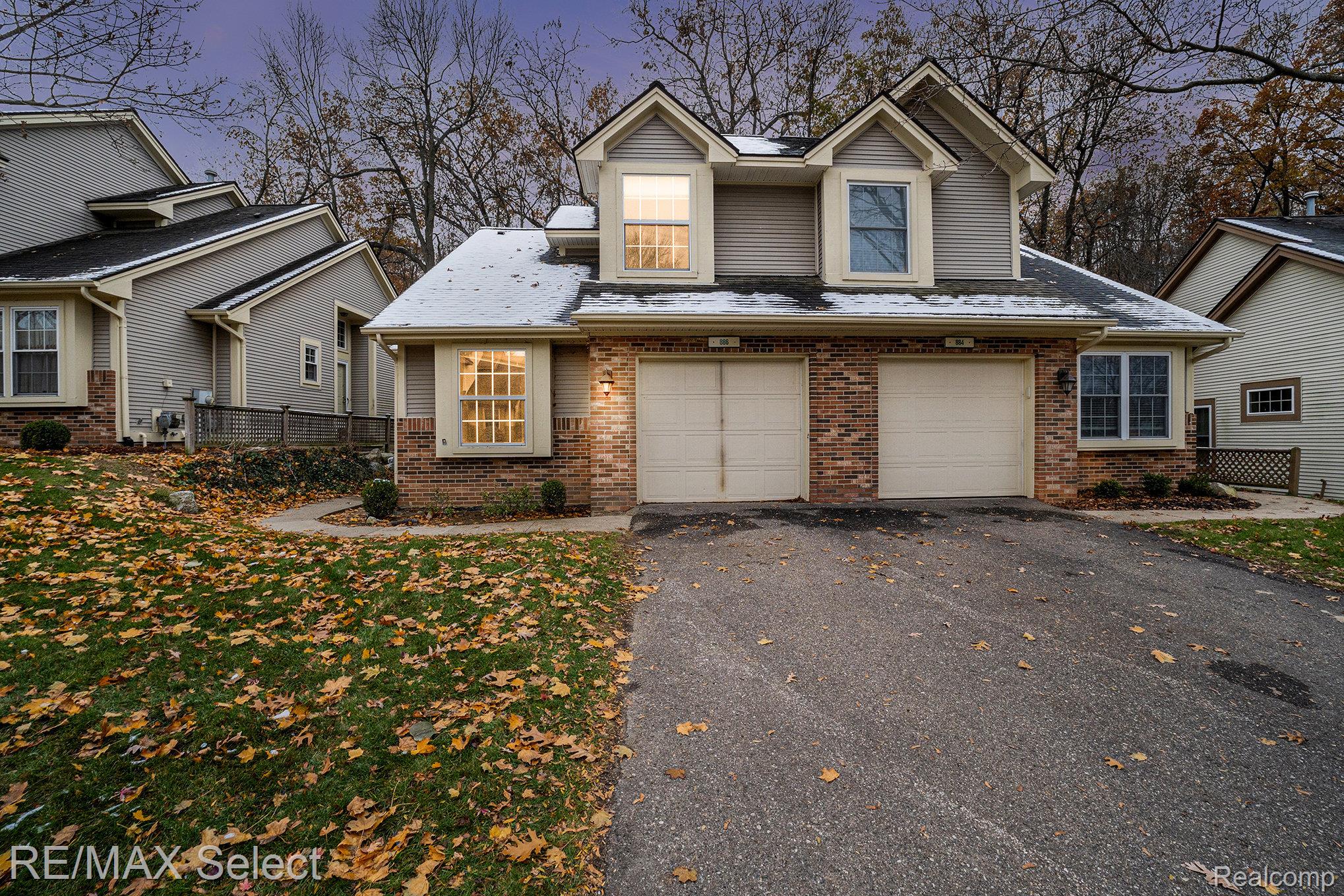 886 Whisperwood Trail