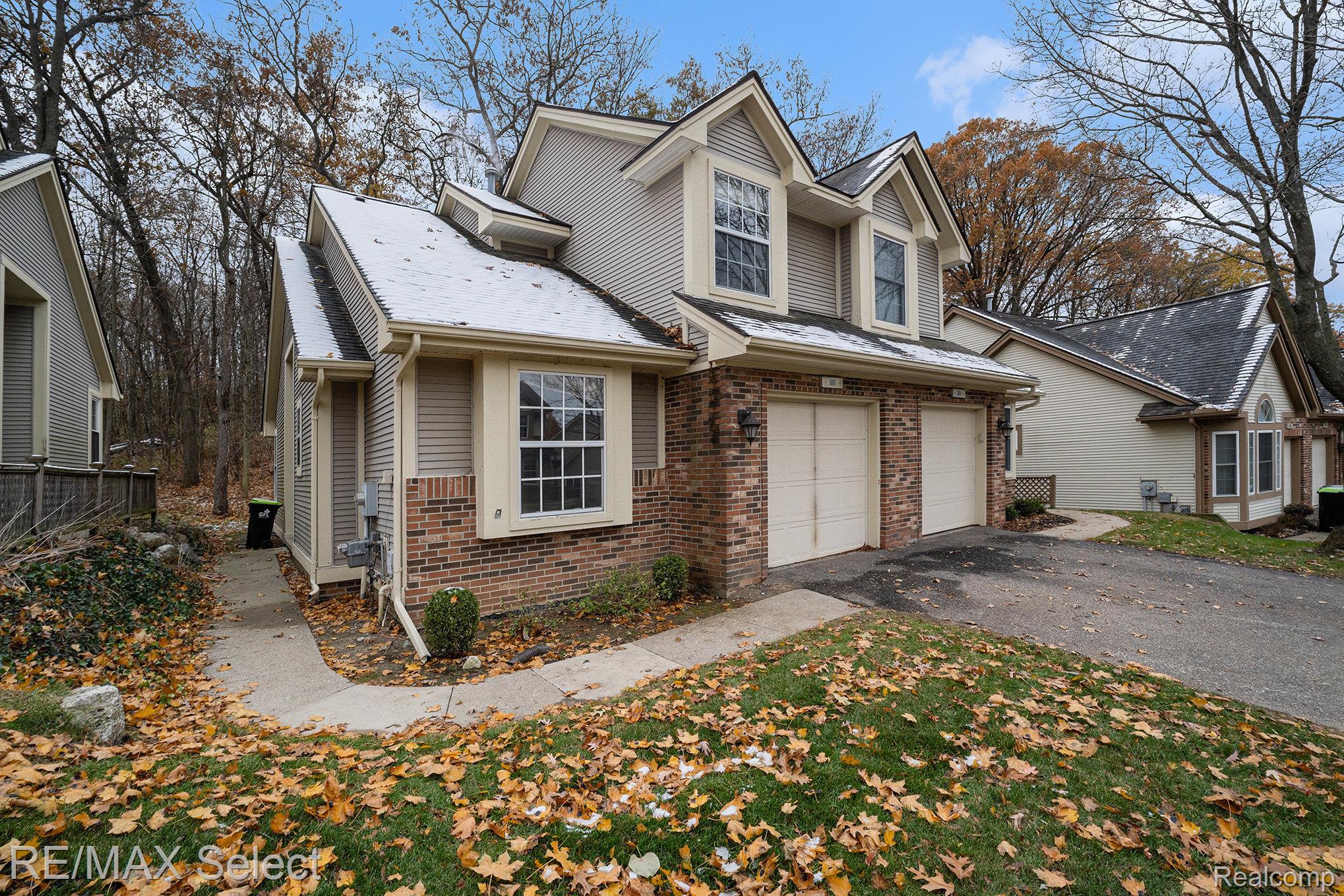 886 Whisperwood Trail