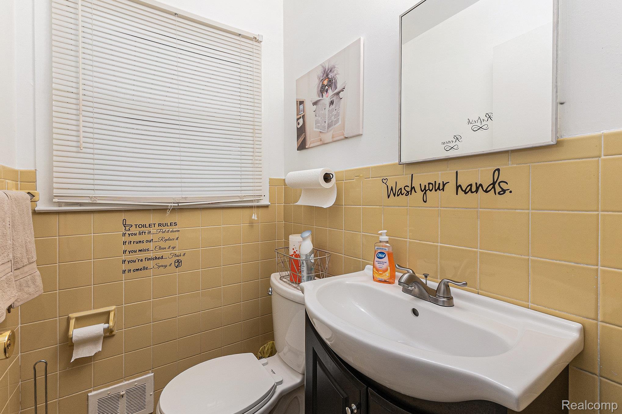 Warren City, Michigan 48093, United States, 4 Bedrooms Bedrooms, ,3 BathroomsBathrooms,Residential,Active,194980