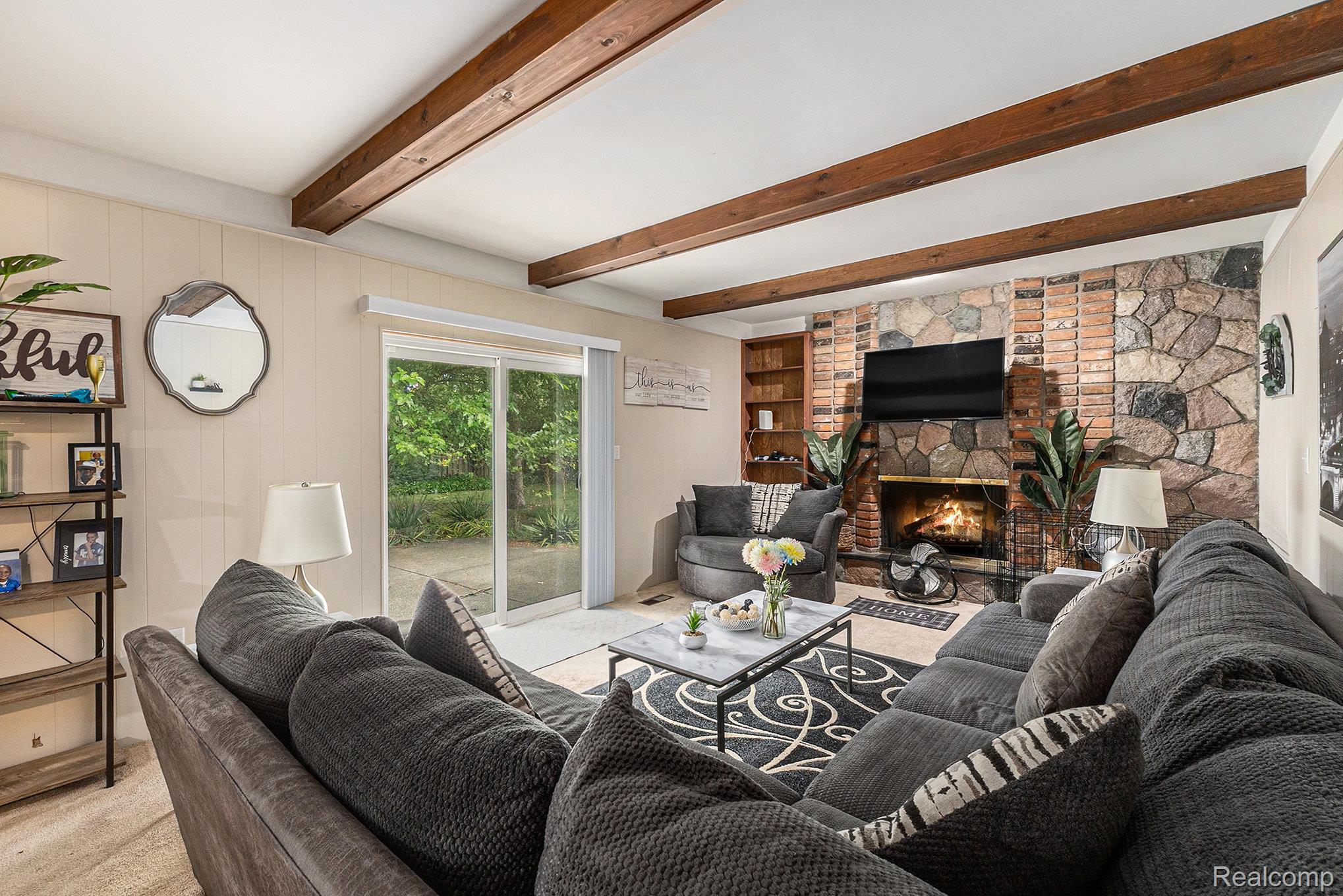 Warren City, Michigan 48093, United States, 4 Bedrooms Bedrooms, ,3 BathroomsBathrooms,Residential,Active,194980