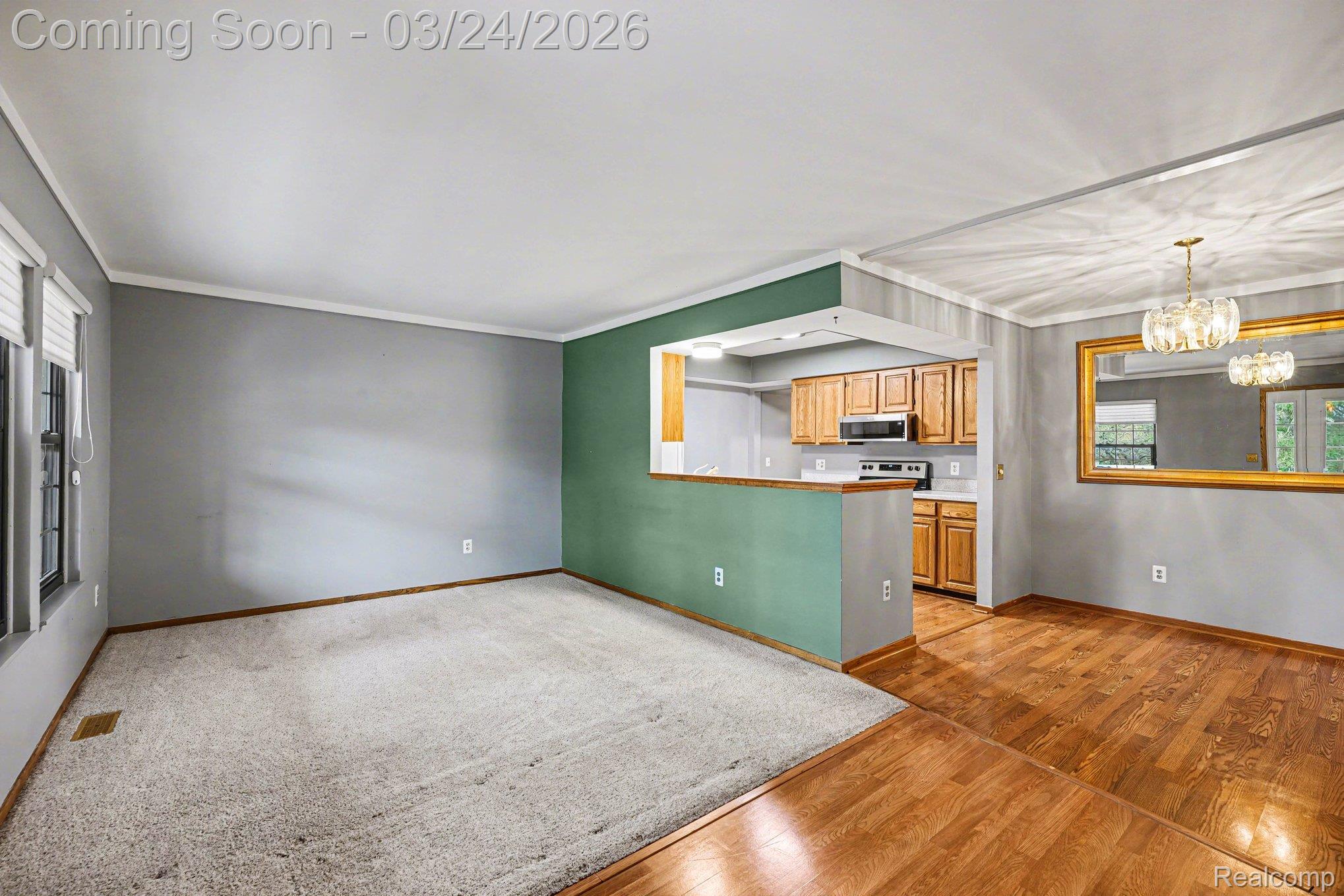 33524 Meldrum Street