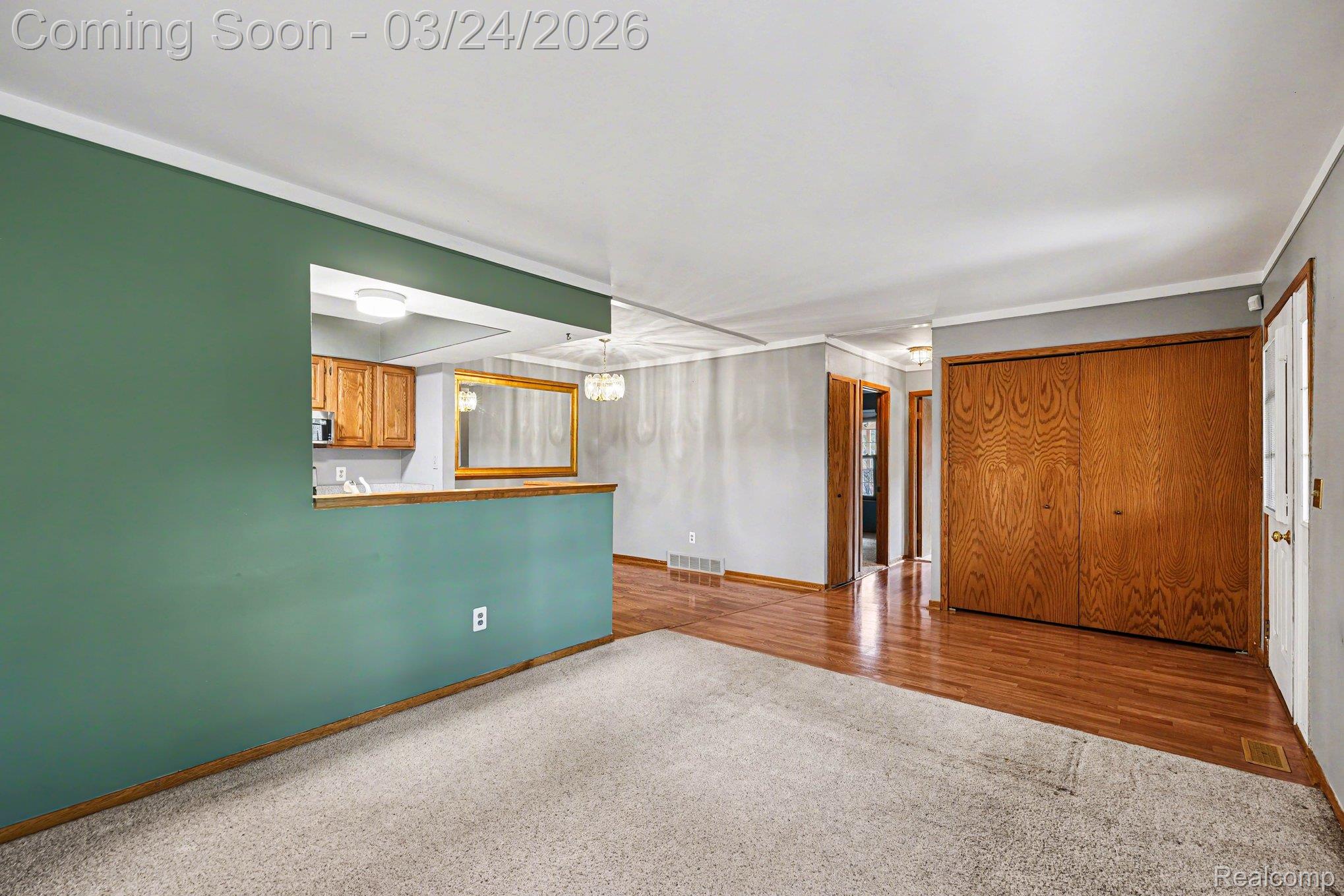 33524 Meldrum Street