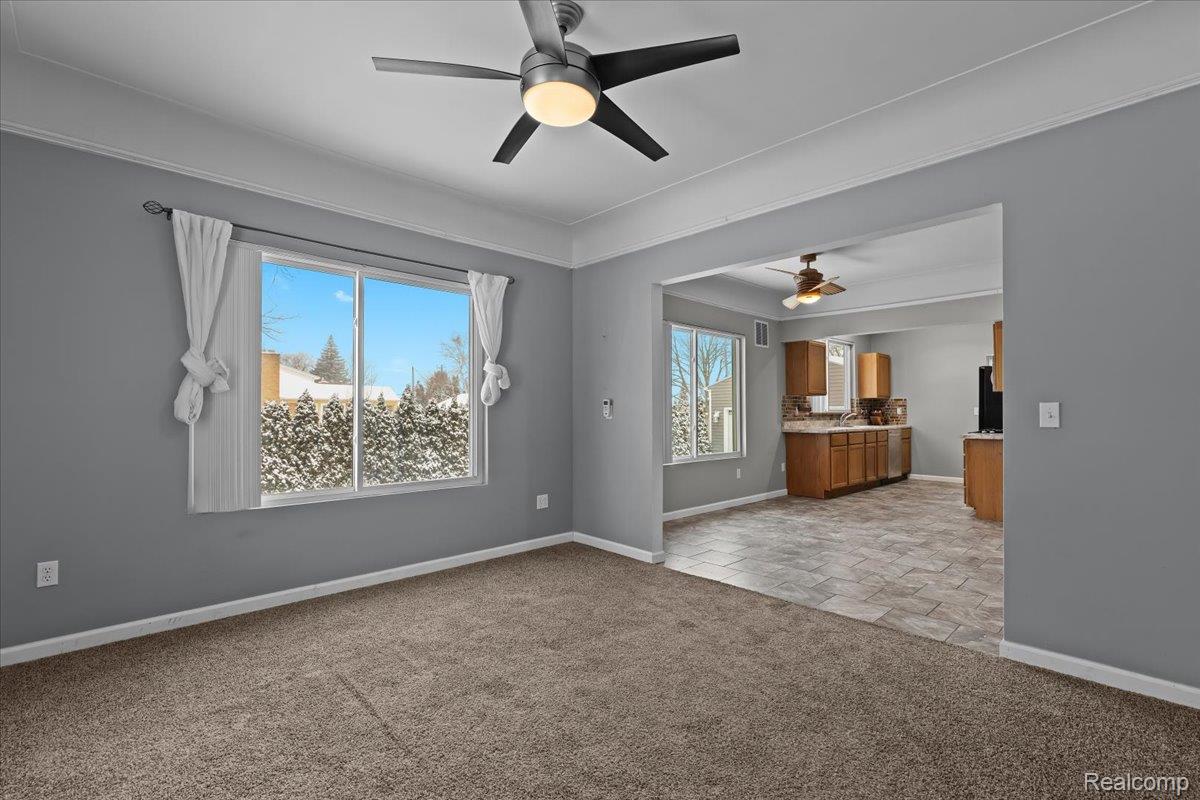 25048 Doxtator Street