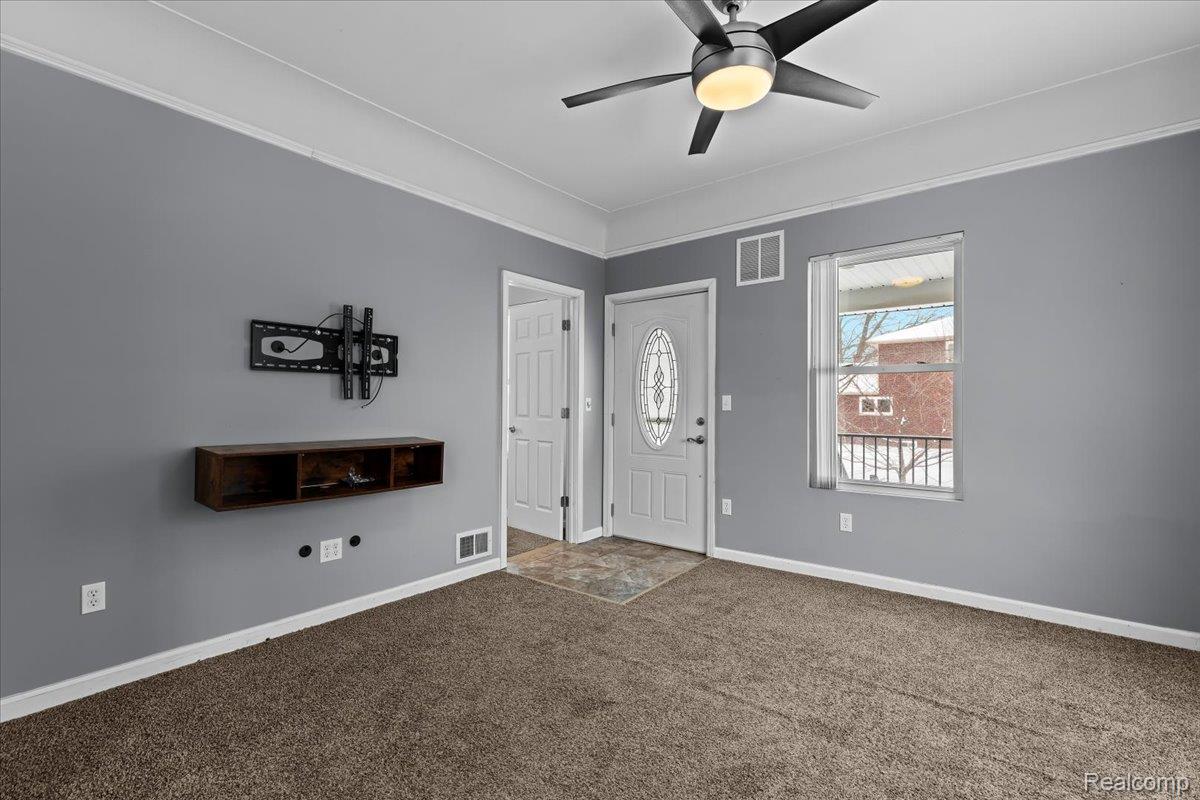 25048 Doxtator Street