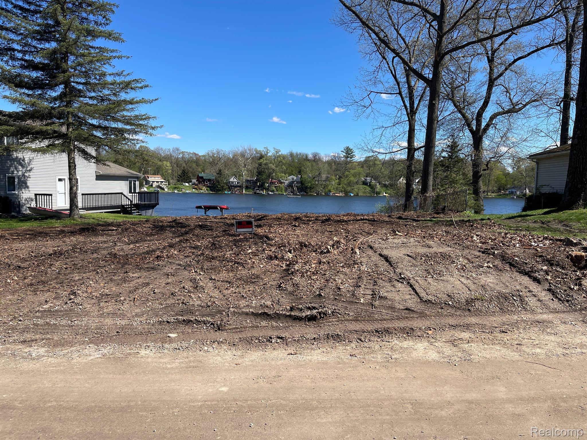 0000 CLARK LAKE Road