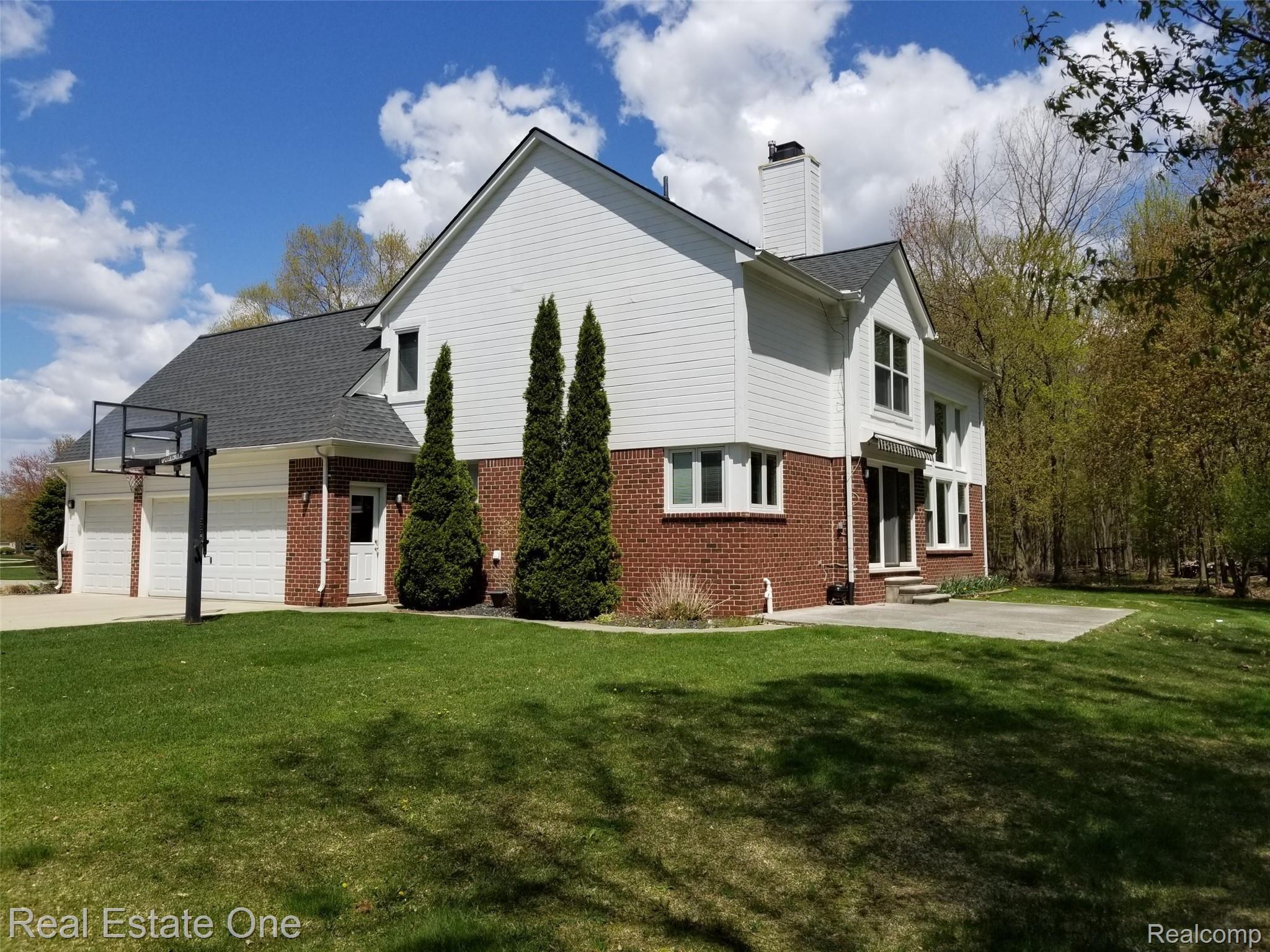 4066 COVENTRY Drive