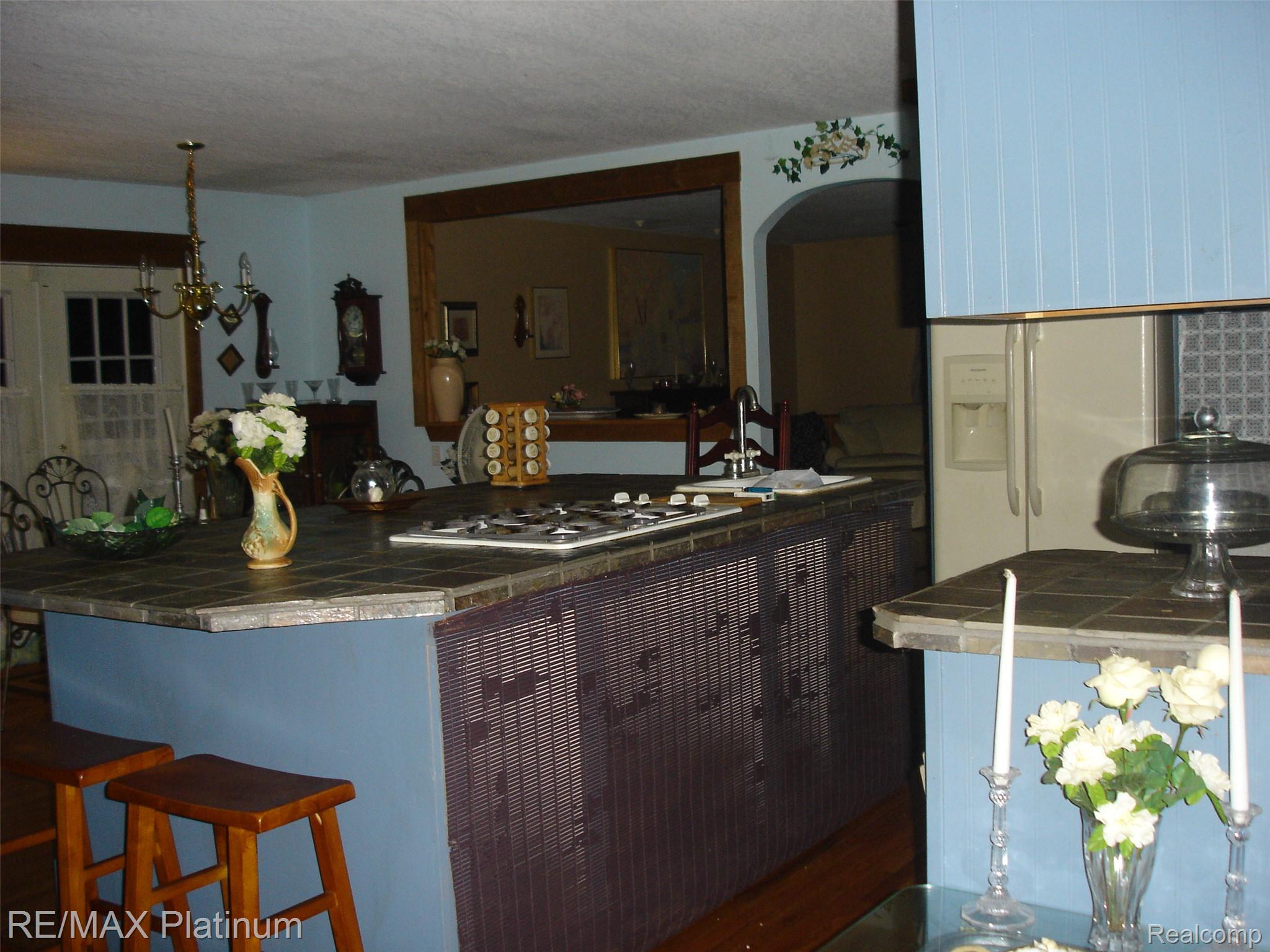 601 HOLLY BUSH DRIVE