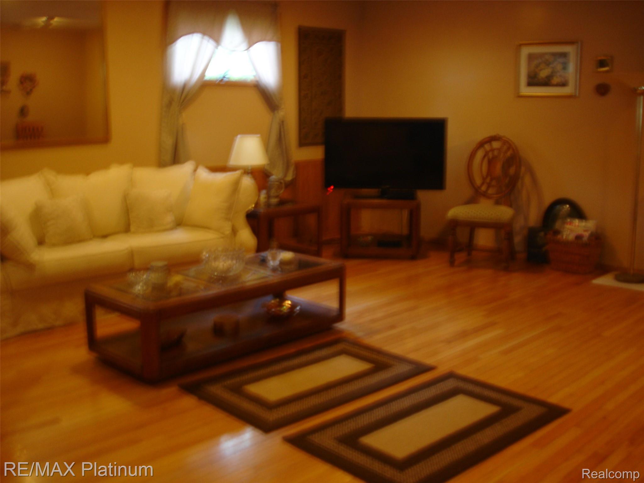 601 HOLLY BUSH DRIVE