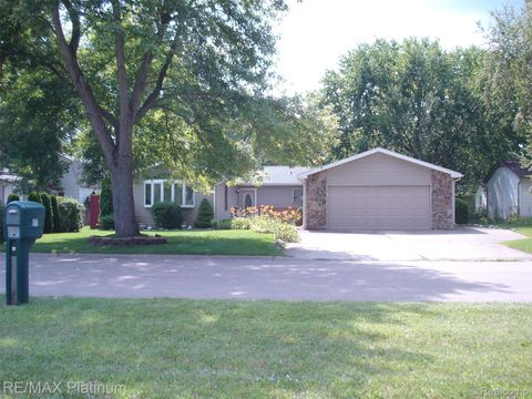 601 HOLLY BUSH DRIVE Holly Village MI 48442