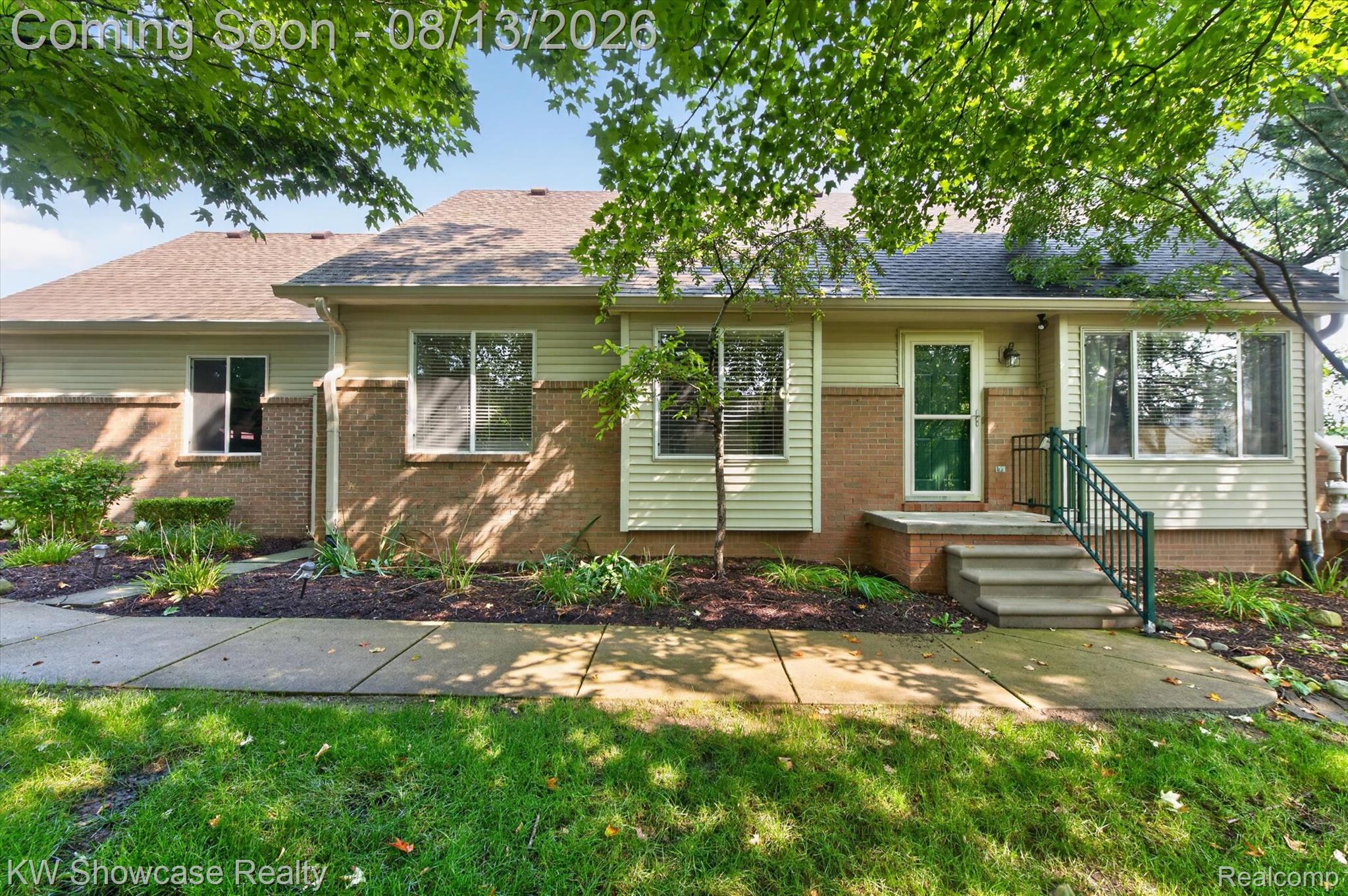 1046 Bird Song Lane