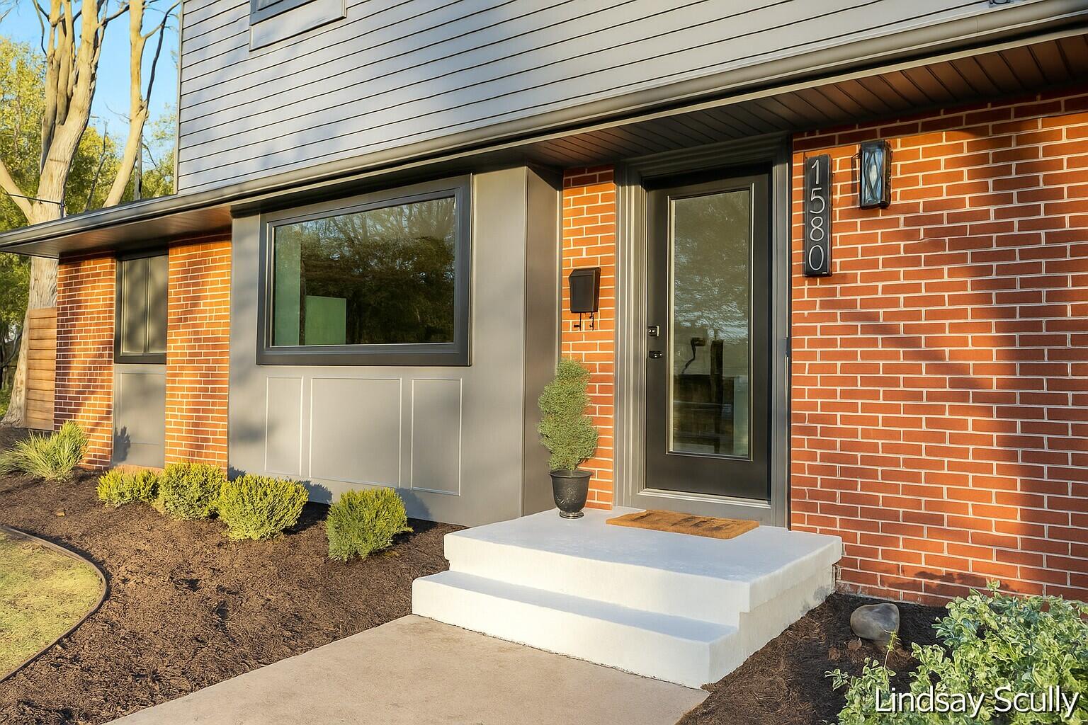 1560 Eastlawn Road SE