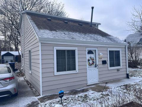 704 Virginia Place Place Ypsilanti City MI 48198