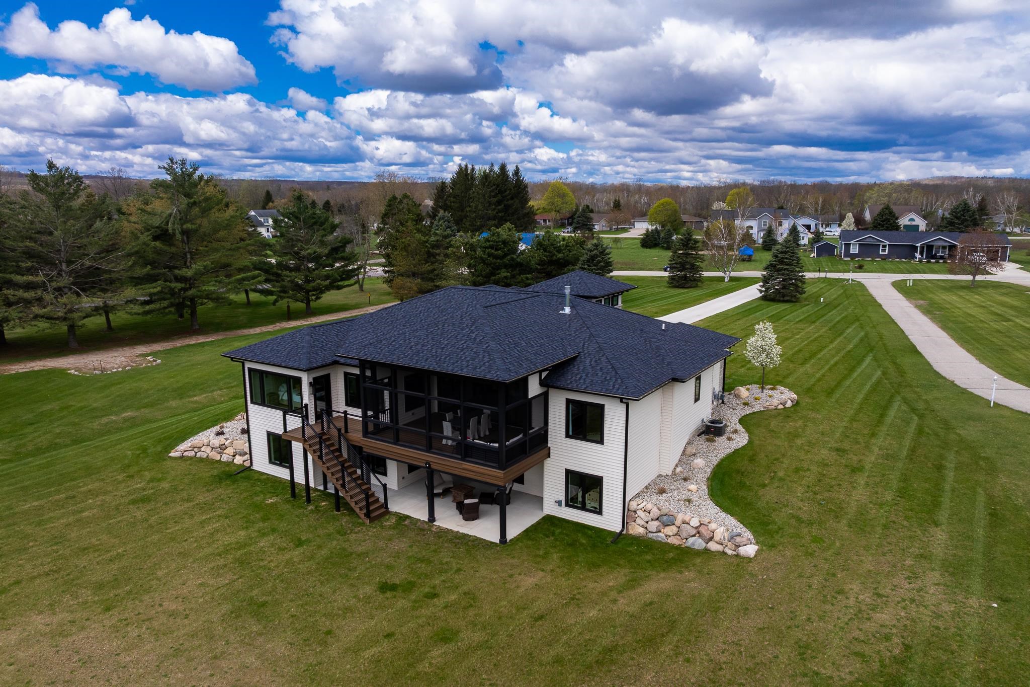 1083 Bundy Drive