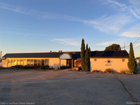 3136 MILITARY Street Port Huron City MI 48060