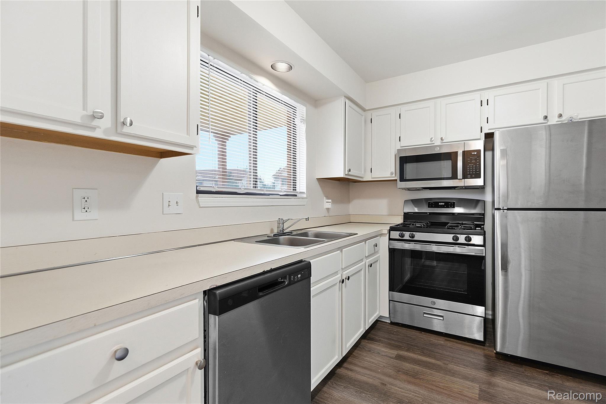 25983 New Forest Court