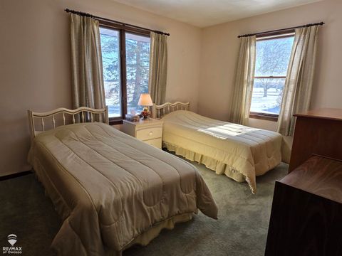 Tiny photo for 2445 N Hickory Road, Owosso Charter Township, MI 48867 (MLS # 60050199709)