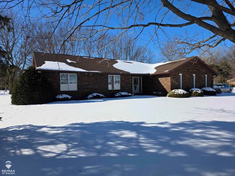 Tiny photo for 2445 N Hickory Road, Owosso Charter Township, MI 48867 (MLS # 60050199709)