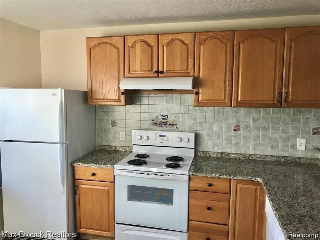 1653 WIMBLEDON Drive