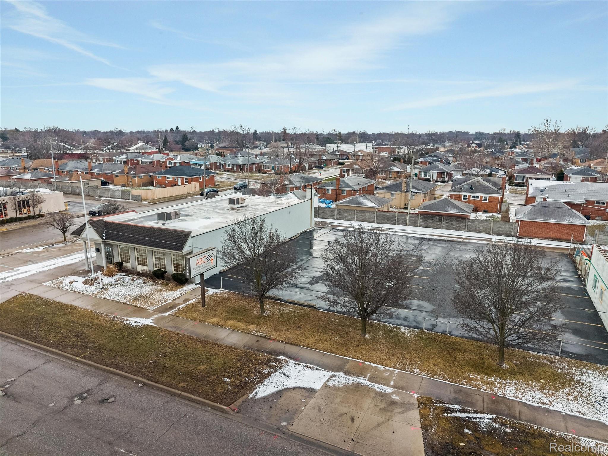 18400 E 9 Mile Road E