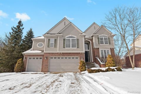 49681 S Glacier Northville Township MI 48168