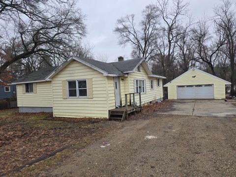 Tiny photo for 335 Cohasset Avenue, Emmett Charter Township, MI 49014 (MLS # 55026006015)