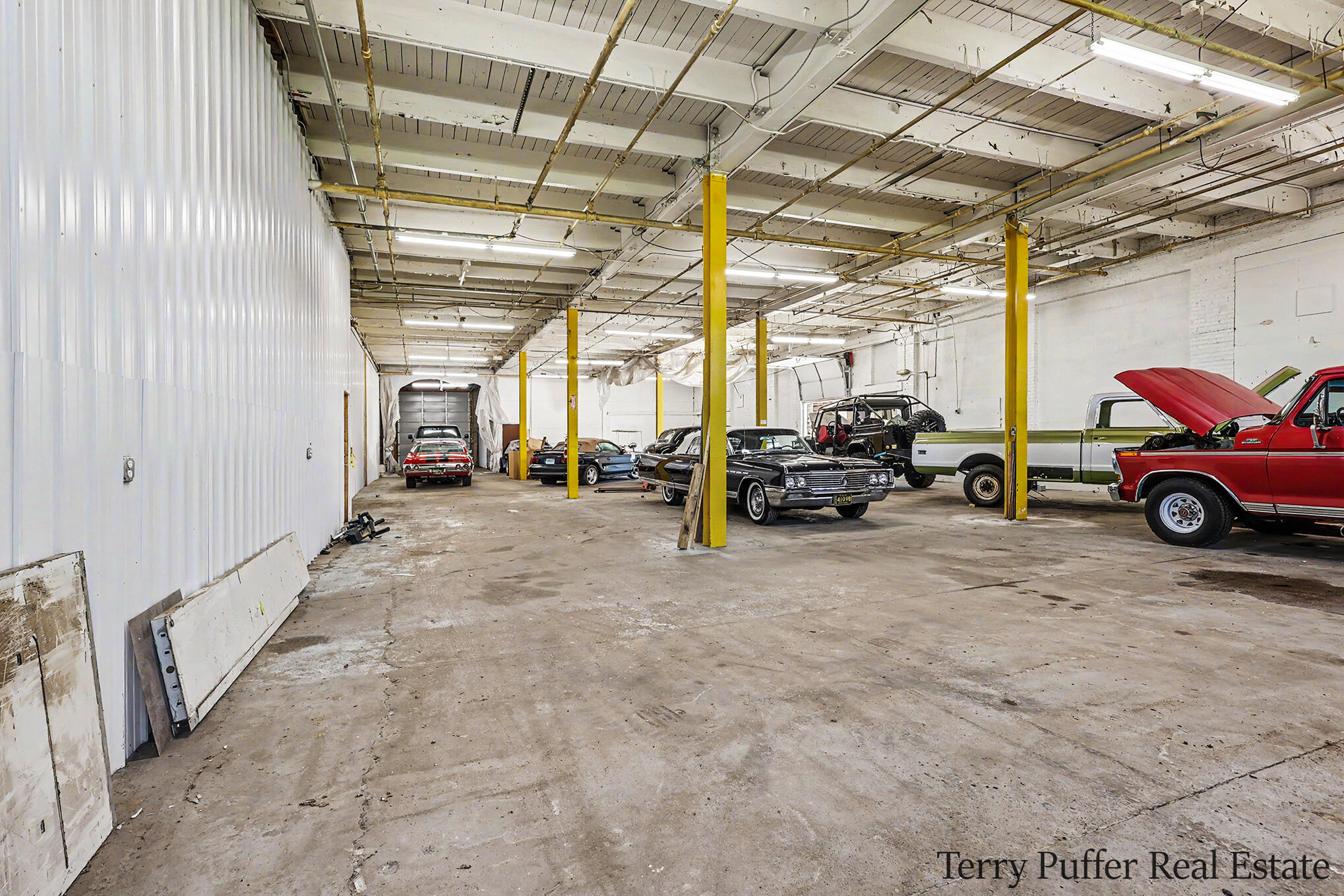 143 W Sherman Boulevard Unit 3